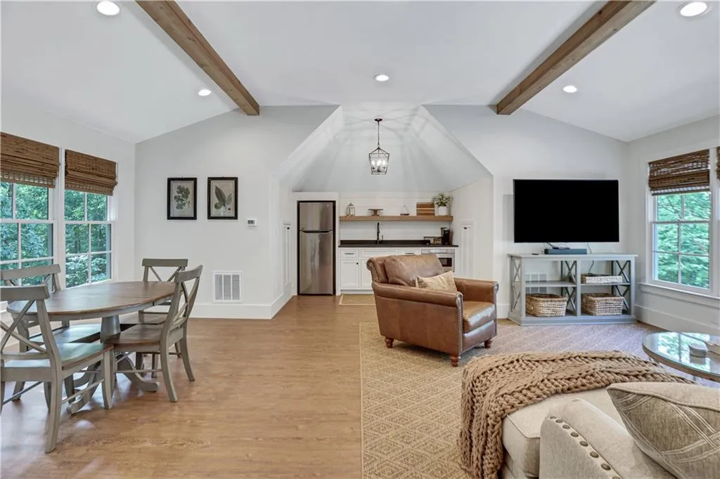 1130 Heards Ferry Road, Sandy Springs, Georgia 30328, 7 Bedrooms Bedrooms, ,5 BathroomsBathrooms,Residential,Sold,1130 Heards Ferry Road,7052141 1130 Heards Ferry Road, Sandy Springs, Georgia 30328, 7 Bedrooms Bedrooms, ,5 BathroomsBathrooms,Residential,Sold,1130 Heards Ferry Road,7052141