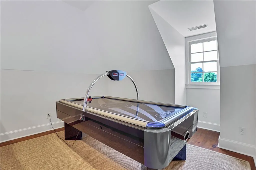 1130 Heards Ferry Road, Sandy Springs, Georgia 30328, 7 Bedrooms Bedrooms, ,5 BathroomsBathrooms,Residential,Sold,1130 Heards Ferry Road,7052141 1130 Heards Ferry Road, Sandy Springs, Georgia 30328, 7 Bedrooms Bedrooms, ,5 BathroomsBathrooms,Residential,Sold,1130 Heards Ferry Road,7052141