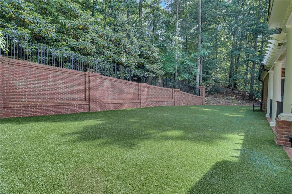 1130 Heards Ferry Road, Sandy Springs, Georgia 30328, 7 Bedrooms Bedrooms, ,5 BathroomsBathrooms,Residential,Sold,1130 Heards Ferry Road,7052141 1130 Heards Ferry Road, Sandy Springs, Georgia 30328, 7 Bedrooms Bedrooms, ,5 BathroomsBathrooms,Residential,Sold,1130 Heards Ferry Road,7052141