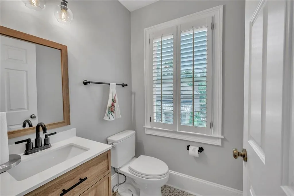 1070 Dunroven Drive Ne, Atlanta, Georgia 30342, 5 Bedrooms Bedrooms, ,3 BathroomsBathrooms,Residential,For Sale,1070 Dunroven Drive Ne,7732448