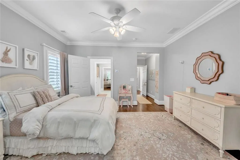 1070 Dunroven Drive Ne, Atlanta, Georgia 30342, 5 Bedrooms Bedrooms, ,3 BathroomsBathrooms,Residential,For Sale,1070 Dunroven Drive Ne,7732448