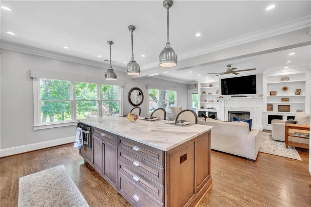 1070 Dunroven Drive Ne, Atlanta, Georgia 30342, 5 Bedrooms Bedrooms, ,3 BathroomsBathrooms,Residential,For Sale,1070 Dunroven Drive Ne,7732448