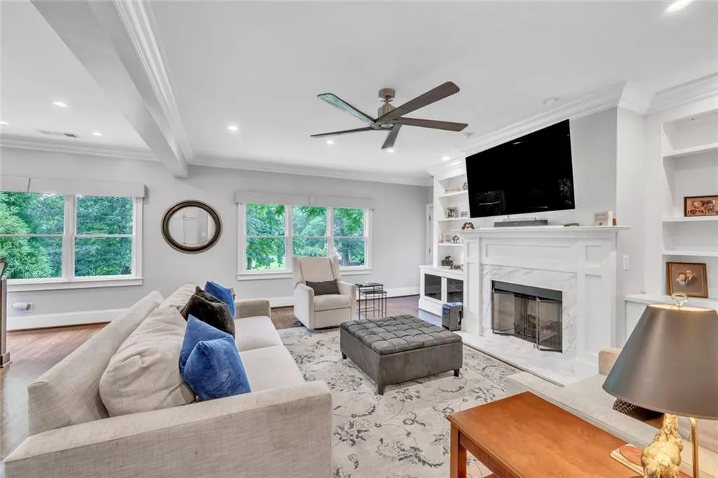 1070 Dunroven Drive Ne, Atlanta, Georgia 30342, 5 Bedrooms Bedrooms, ,3 BathroomsBathrooms,Residential,For Sale,1070 Dunroven Drive Ne,7732448