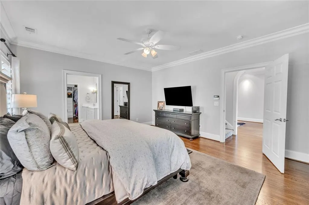 1070 Dunroven Drive Ne, Atlanta, Georgia 30342, 5 Bedrooms Bedrooms, ,3 BathroomsBathrooms,Residential,For Sale,1070 Dunroven Drive Ne,7732448