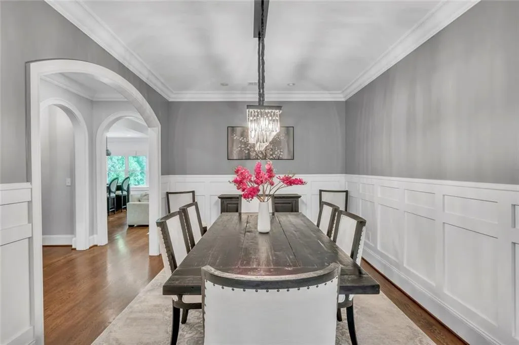 1070 Dunroven Drive Ne, Atlanta, Georgia 30342, 5 Bedrooms Bedrooms, ,3 BathroomsBathrooms,Residential,For Sale,1070 Dunroven Drive Ne,7732448