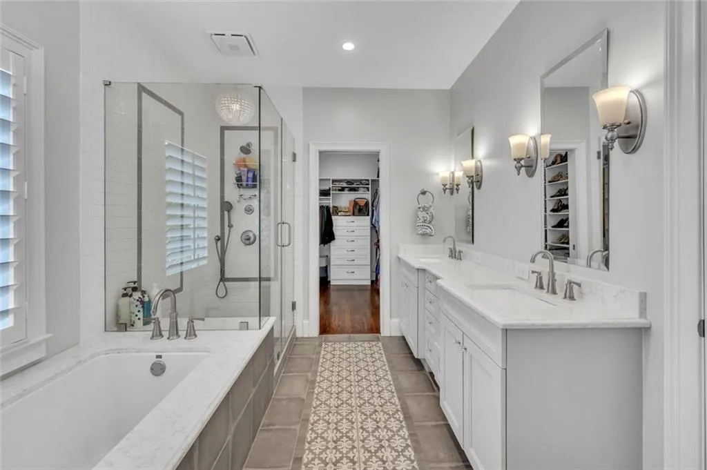 1070 Dunroven Drive Ne, Atlanta, Georgia 30342, 5 Bedrooms Bedrooms, ,3 BathroomsBathrooms,Residential,For Sale,1070 Dunroven Drive Ne,7732448