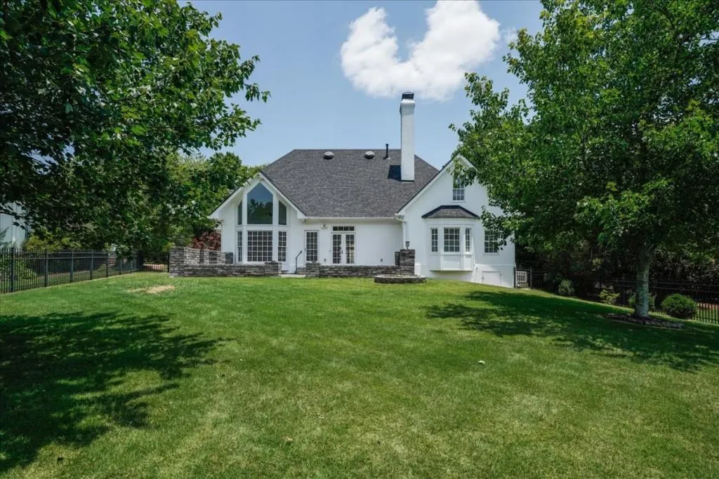 565 Avignon Court, Sandy Springs, Georgia 30350, 5 Bedrooms Bedrooms, ,3 BathroomsBathrooms,Residential,Sold,565 Avignon Court,7239976