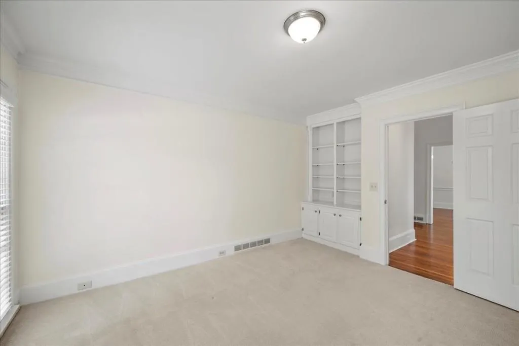 565 Avignon Court, Sandy Springs, Georgia 30350, 5 Bedrooms Bedrooms, ,3 BathroomsBathrooms,Residential,Sold,565 Avignon Court,7239976