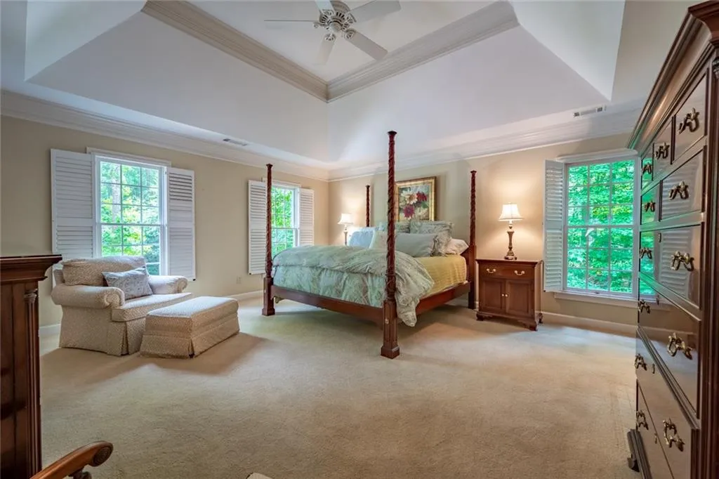 255 Quiet Water Lane, Sandy Springs, Georgia 30350, 4 Bedrooms Bedrooms, ,3 BathroomsBathrooms,Residential,Sold,255 Quiet Water Lane,6732219