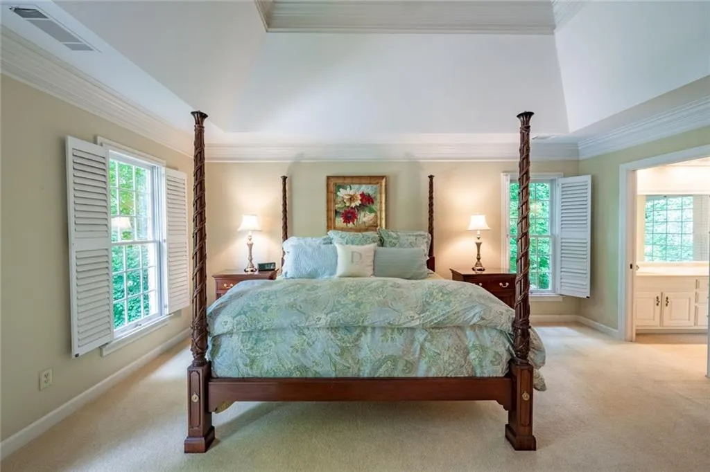 255 Quiet Water Lane, Sandy Springs, Georgia 30350, 4 Bedrooms Bedrooms, ,3 BathroomsBathrooms,Residential,Sold,255 Quiet Water Lane,6732219