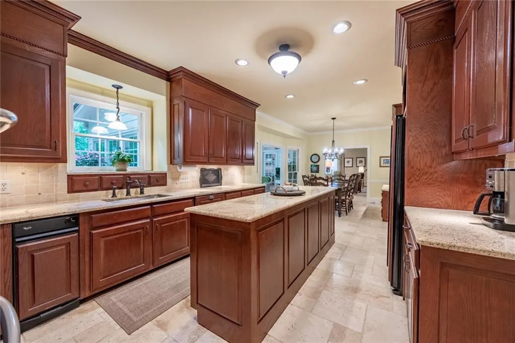 255 Quiet Water Lane, Sandy Springs, Georgia 30350, 4 Bedrooms Bedrooms, ,3 BathroomsBathrooms,Residential,Sold,255 Quiet Water Lane,6732219