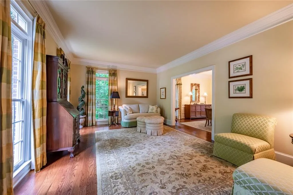 255 Quiet Water Lane, Sandy Springs, Georgia 30350, 4 Bedrooms Bedrooms, ,3 BathroomsBathrooms,Residential,Sold,255 Quiet Water Lane,6732219