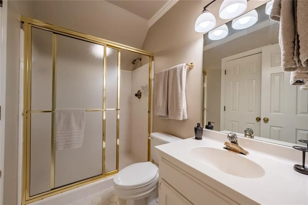 255 Quiet Water Lane, Sandy Springs, Georgia 30350, 4 Bedrooms Bedrooms, ,3 BathroomsBathrooms,Residential,Sold,255 Quiet Water Lane,6732219
