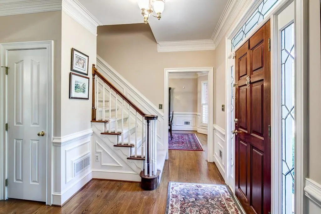 2920 Coles Way, Sandy Springs, Georgia 30350, 5 Bedrooms Bedrooms, ,4 BathroomsBathrooms,Residential,Sold,2920 Coles Way,5811074