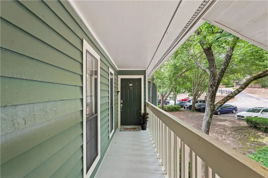 2808 Vinings Central Drive Se Unit 158, Atlanta, Georgia 30339, 2 Bedrooms Bedrooms, ,2 BathroomsBathrooms,Residential,Sold,2808 Vinings Central Drive Se Unit 158,7581677