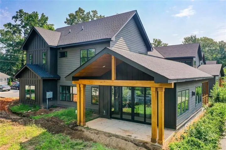 4069 Comanche Drive, Tucker, Georgia 30084