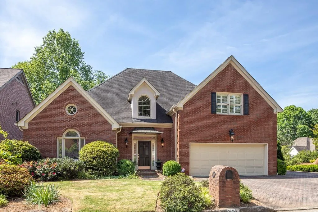 105 Grosvenor Place, Atlanta, Georgia 30328, 3 Bedrooms Bedrooms, ,2 BathroomsBathrooms,Residential,Sold,105 Grosvenor Place,6008051