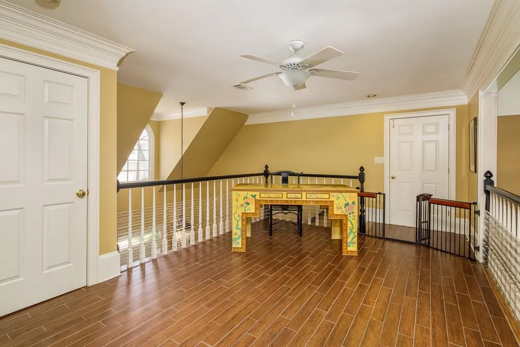 105 Grosvenor Place, Atlanta, Georgia 30328, 3 Bedrooms Bedrooms, ,2 BathroomsBathrooms,Residential,Sold,105 Grosvenor Place,6008051