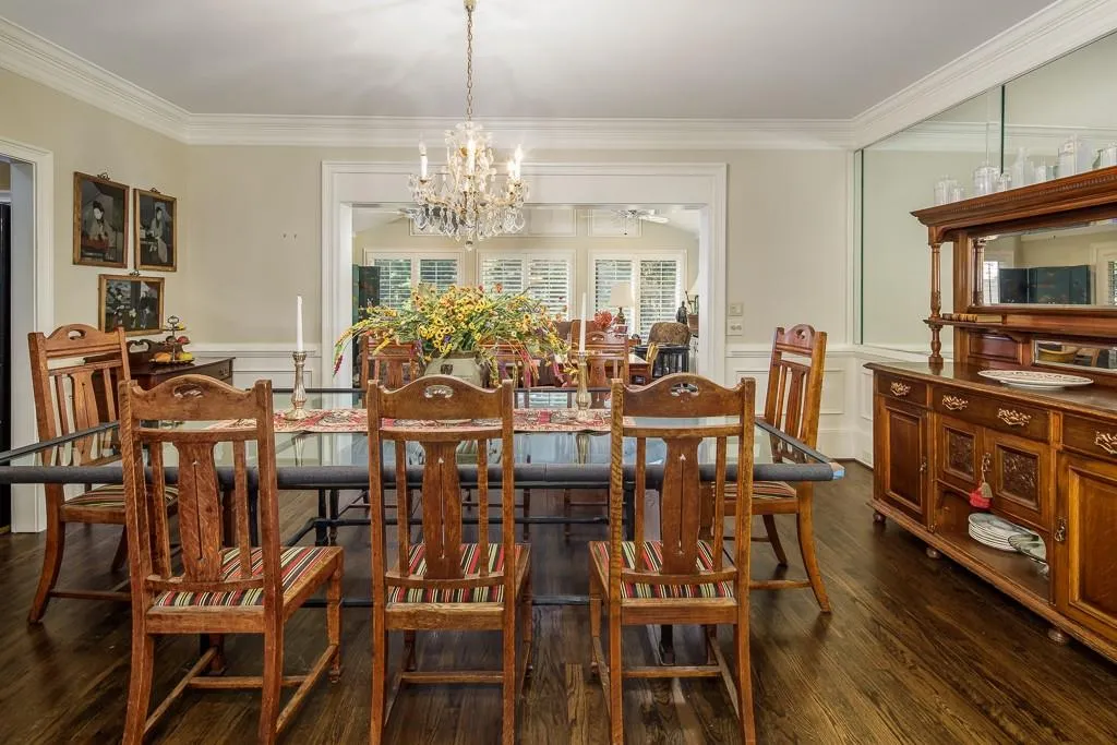 105 Grosvenor Place, Atlanta, Georgia 30328, 3 Bedrooms Bedrooms, ,2 BathroomsBathrooms,Residential,Sold,105 Grosvenor Place,6008051