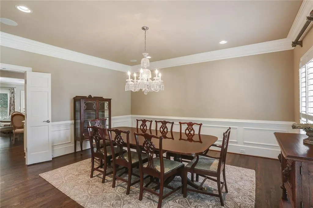 2685 Braffington Court, Sandy Springs, Georgia 30350, 5 Bedrooms Bedrooms, ,4 BathroomsBathrooms,Residential,Sold,2685 Braffington Court,5885667