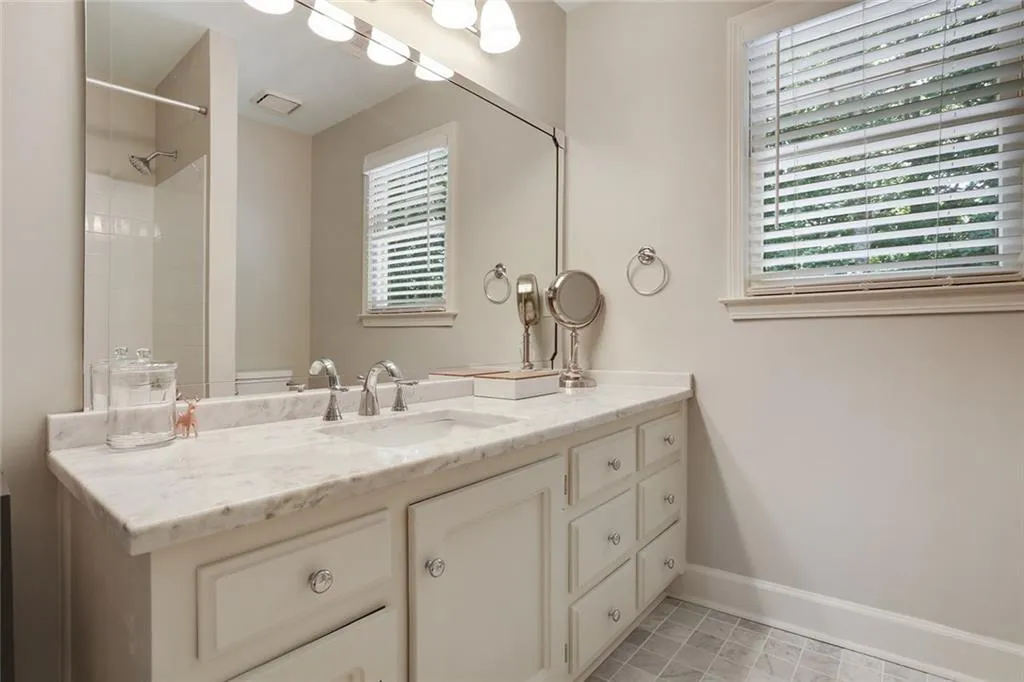 2685 Braffington Court, Sandy Springs, Georgia 30350, 5 Bedrooms Bedrooms, ,4 BathroomsBathrooms,Residential,Sold,2685 Braffington Court,5885667