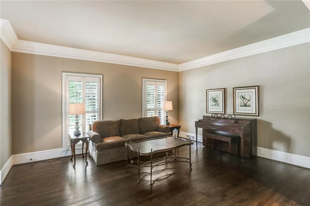 2685 Braffington Court, Sandy Springs, Georgia 30350, 5 Bedrooms Bedrooms, ,4 BathroomsBathrooms,Residential,Sold,2685 Braffington Court,5885667