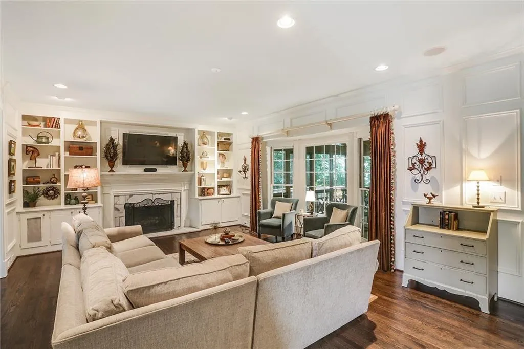 2685 Braffington Court, Sandy Springs, Georgia 30350, 5 Bedrooms Bedrooms, ,4 BathroomsBathrooms,Residential,Sold,2685 Braffington Court,5885667