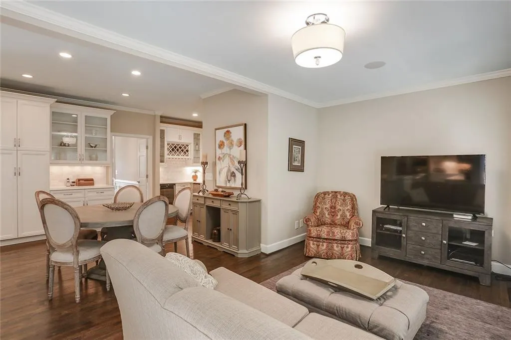 2685 Braffington Court, Sandy Springs, Georgia 30350, 5 Bedrooms Bedrooms, ,4 BathroomsBathrooms,Residential,Sold,2685 Braffington Court,5885667