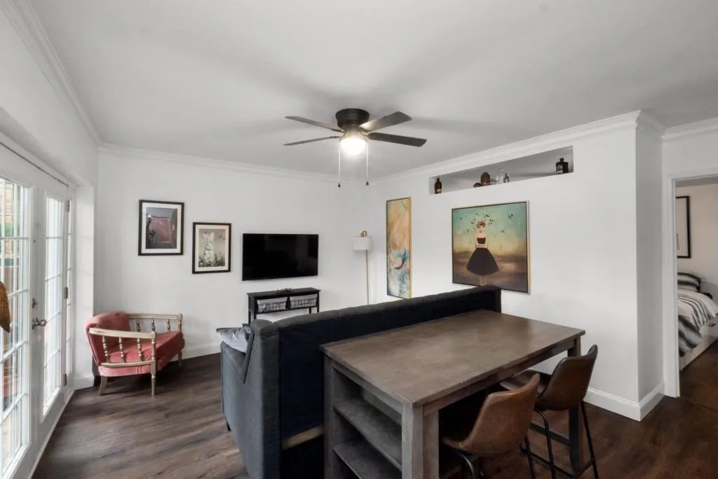 6980 Roswell Road Unit C9, Atlanta, Georgia 30328, 1 Bedroom Bedrooms, ,1 BathroomBathrooms,Residential,Sold,6980 Roswell Road Unit C9,7014670