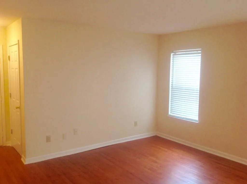 2213 Huntingdon Chase, Atlanta, Georgia 30350, 1 Bedroom Bedrooms, ,1 BathroomBathrooms,Residential,Sold,2213 Huntingdon Chase,5861916