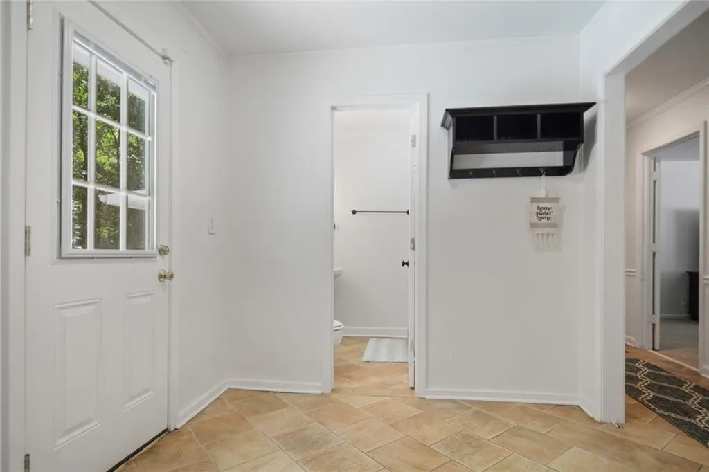 345 Westerhall Court, Atlanta, Georgia 30328, 4 Bedrooms Bedrooms, ,3 BathroomsBathrooms,Residential,Sold,345 Westerhall Court,6766310