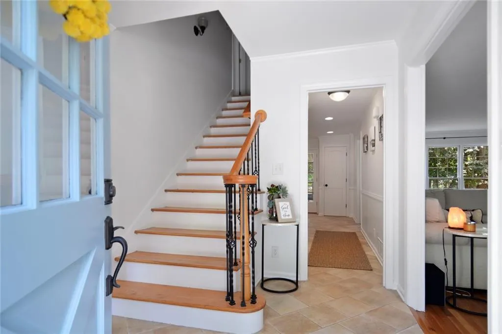 345 Westerhall Court, Atlanta, Georgia 30328, 4 Bedrooms Bedrooms, ,3 BathroomsBathrooms,Residential,Sold,345 Westerhall Court,6766310