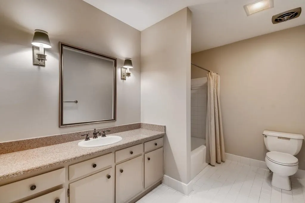 155 River North Drive, Sandy Springs, Georgia 30328, 4 Bedrooms Bedrooms, ,3 BathroomsBathrooms,Residential,Sold,155 River North Drive,6630800