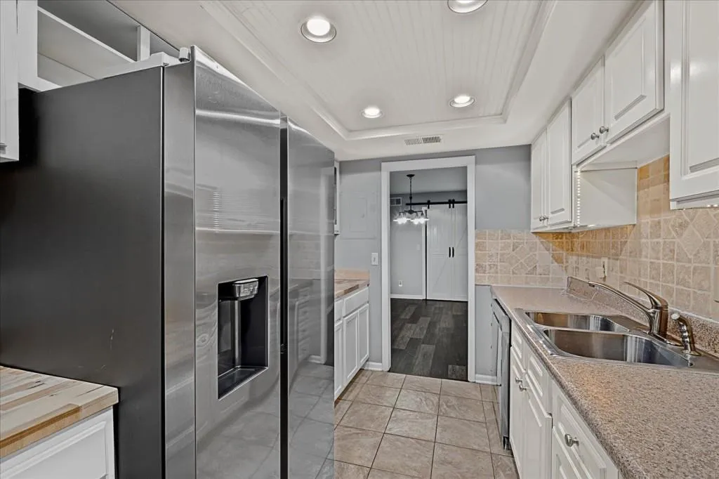 6851 Roswell Road Unit F20, Sandy Springs, Georgia 30328, 3 Bedrooms Bedrooms, ,2 BathroomsBathrooms,Residential,Sold,6851 Roswell Road Unit F20,7269721