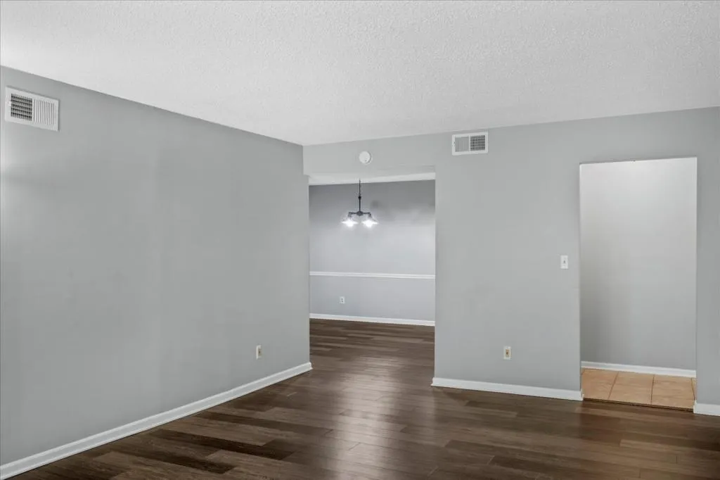 6851 Roswell Road Unit F20, Sandy Springs, Georgia 30328, 3 Bedrooms Bedrooms, ,2 BathroomsBathrooms,Residential,Sold,6851 Roswell Road Unit F20,7269721