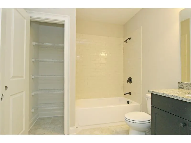 1020 Preswyck Way, Sandy Springs, Georgia 30328, 6 Bedrooms Bedrooms, ,5 BathroomsBathrooms,Residential,Sold,1020 Preswyck Way,5655233