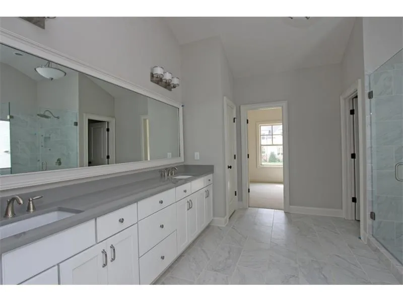 1020 Preswyck Way, Sandy Springs, Georgia 30328, 6 Bedrooms Bedrooms, ,5 BathroomsBathrooms,Residential,Sold,1020 Preswyck Way,5655233