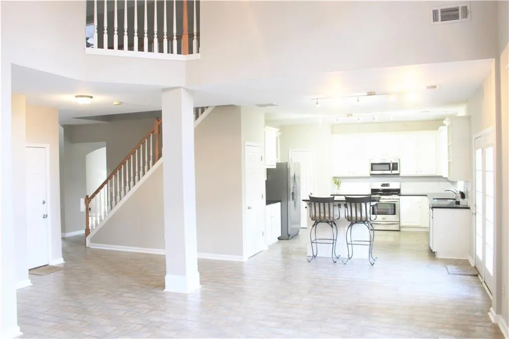 720 Orchard Court, Sandy Springs, Georgia 30328, 3 Bedrooms Bedrooms, ,2 BathroomsBathrooms,Residential,Sold,720 Orchard Court,6829608
