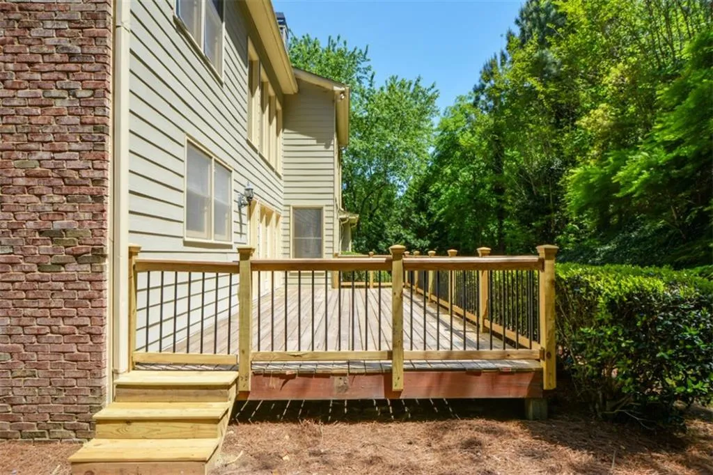 120 Trowbridge Road, Sandy Springs, Georgia 30350, 4 Bedrooms Bedrooms, ,3 BathroomsBathrooms,Residential,Sold,120 Trowbridge Road,7036291