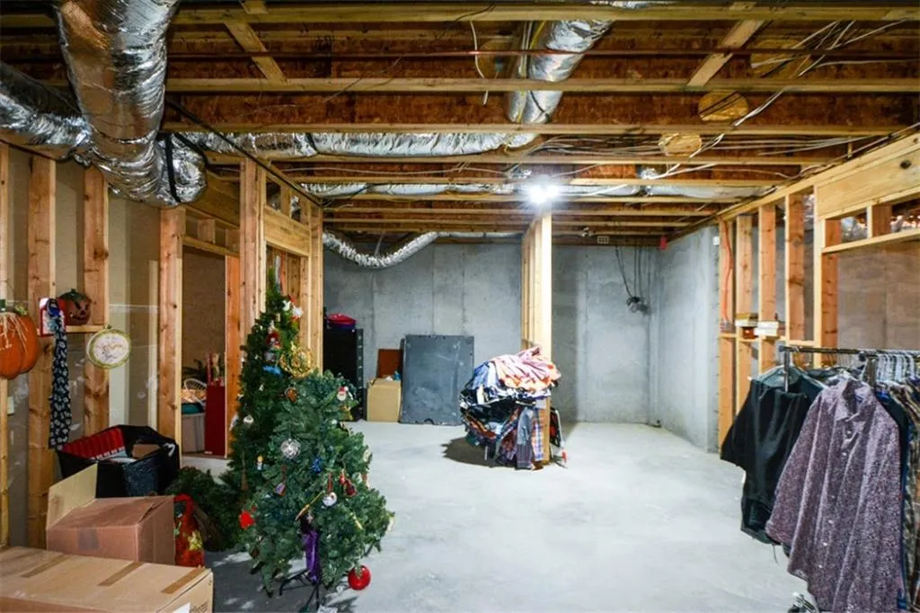 120 Trowbridge Road, Sandy Springs, Georgia 30350, 4 Bedrooms Bedrooms, ,3 BathroomsBathrooms,Residential,Sold,120 Trowbridge Road,7036291