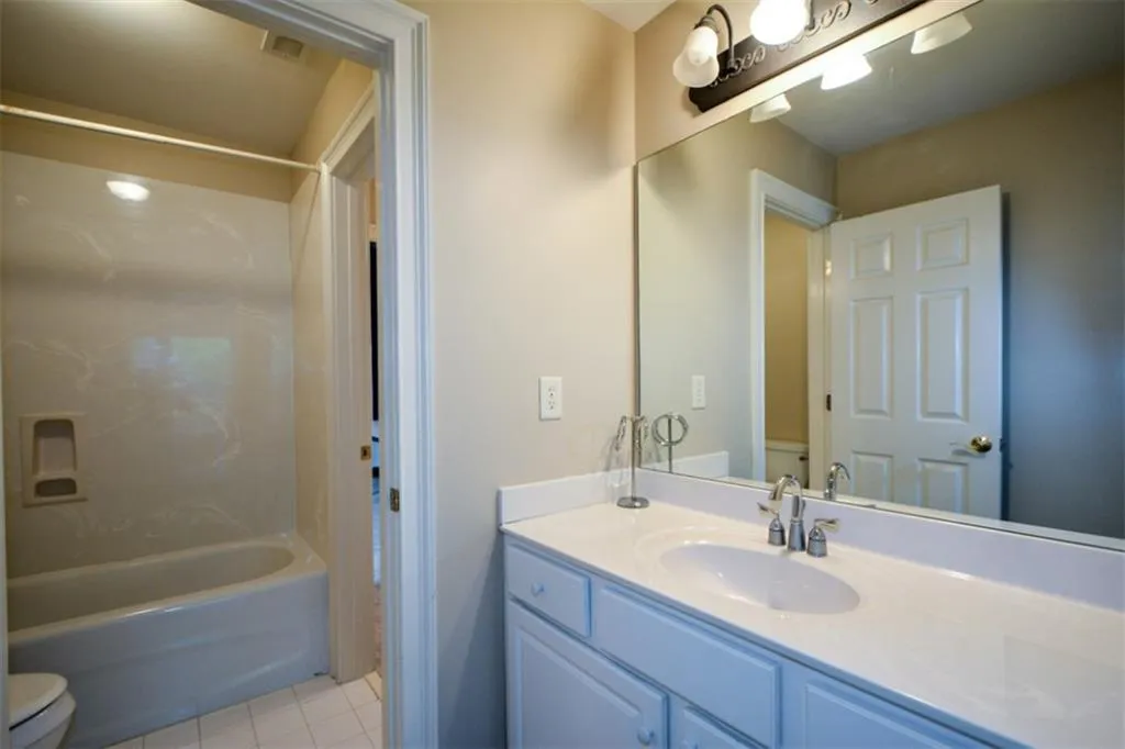 120 Trowbridge Road, Sandy Springs, Georgia 30350, 4 Bedrooms Bedrooms, ,3 BathroomsBathrooms,Residential,Sold,120 Trowbridge Road,7036291