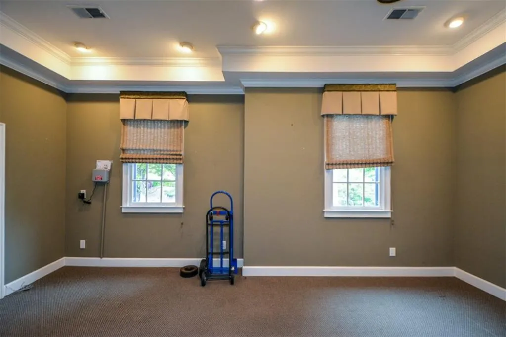 120 Trowbridge Road, Sandy Springs, Georgia 30350, 4 Bedrooms Bedrooms, ,3 BathroomsBathrooms,Residential,Sold,120 Trowbridge Road,7036291