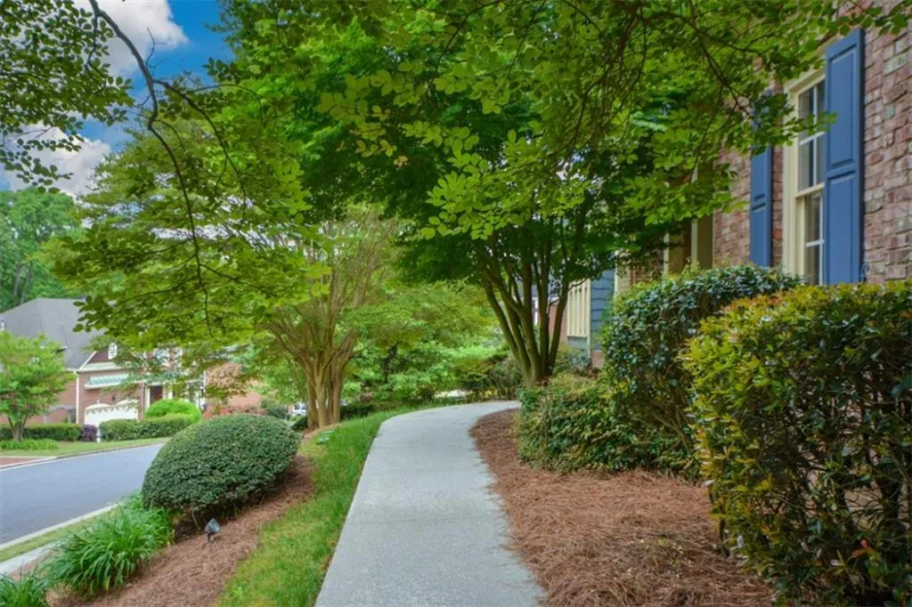 120 Trowbridge Road, Sandy Springs, Georgia 30350, 4 Bedrooms Bedrooms, ,3 BathroomsBathrooms,Residential,Sold,120 Trowbridge Road,7036291