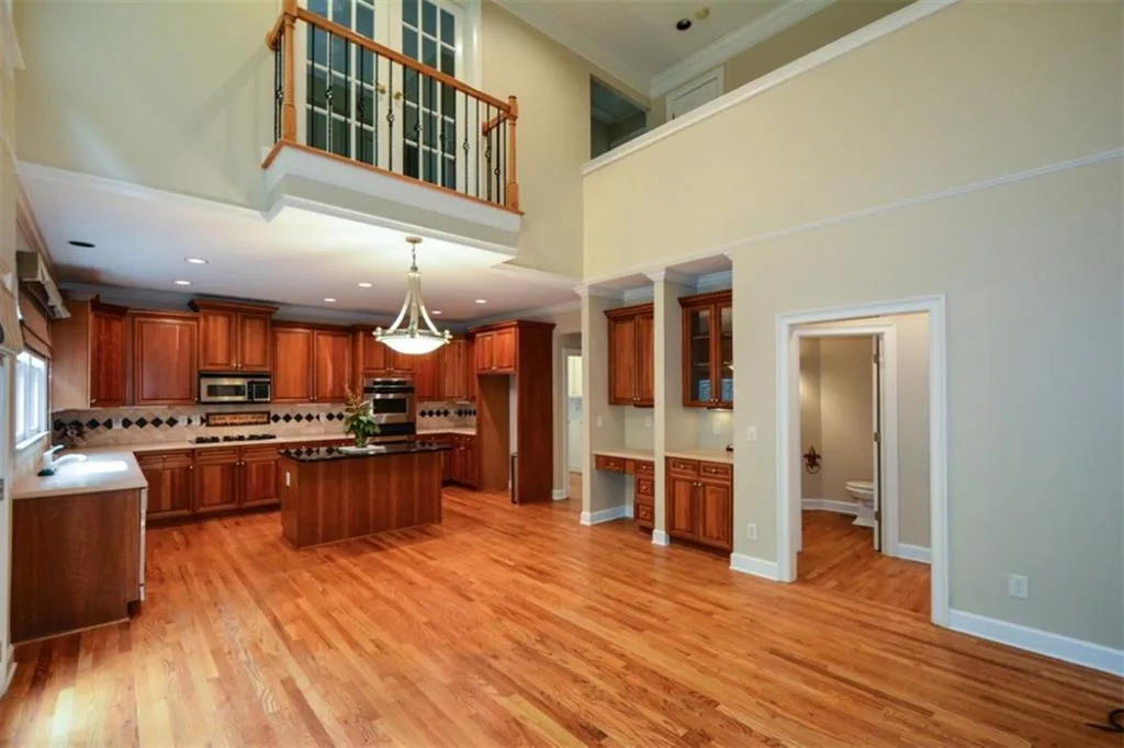 120 Trowbridge Road, Sandy Springs, Georgia 30350, 4 Bedrooms Bedrooms, ,3 BathroomsBathrooms,Residential,Sold,120 Trowbridge Road,7036291