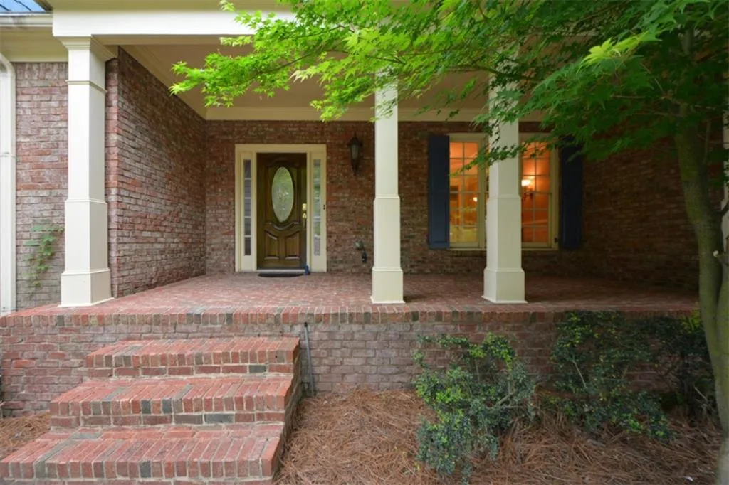 120 Trowbridge Road, Sandy Springs, Georgia 30350, 4 Bedrooms Bedrooms, ,3 BathroomsBathrooms,Residential,Sold,120 Trowbridge Road,7036291