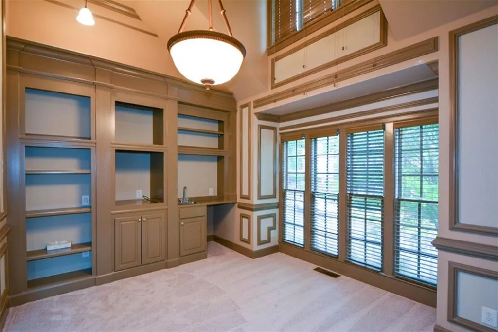 120 Trowbridge Road, Sandy Springs, Georgia 30350, 4 Bedrooms Bedrooms, ,3 BathroomsBathrooms,Residential,Sold,120 Trowbridge Road,7036291