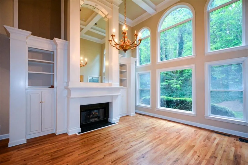 120 Trowbridge Road, Sandy Springs, Georgia 30350, 4 Bedrooms Bedrooms, ,3 BathroomsBathrooms,Residential,Sold,120 Trowbridge Road,7036291