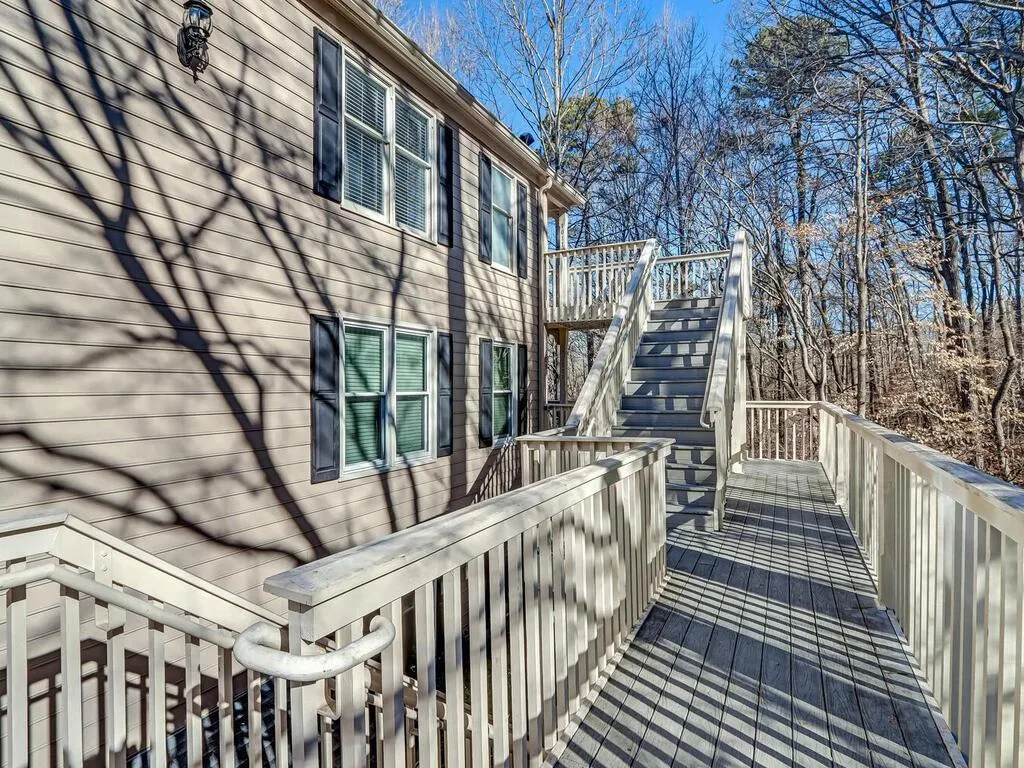 1011 Camden Court Unit 1011, Sandy Springs, Georgia 30327, 2 Bedrooms Bedrooms, ,2 BathroomsBathrooms,Residential,Sold,1011 Camden Court Unit 1011,7001406