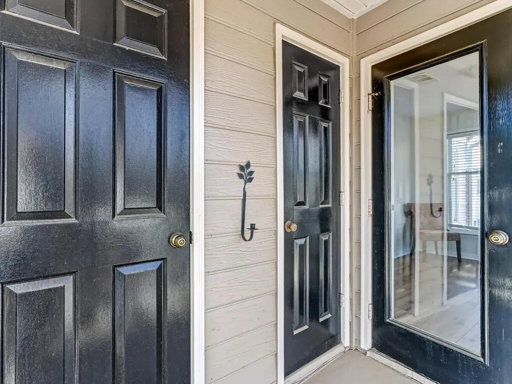 1011 Camden Court Unit 1011, Sandy Springs, Georgia 30327, 2 Bedrooms Bedrooms, ,2 BathroomsBathrooms,Residential,Sold,1011 Camden Court Unit 1011,7001406