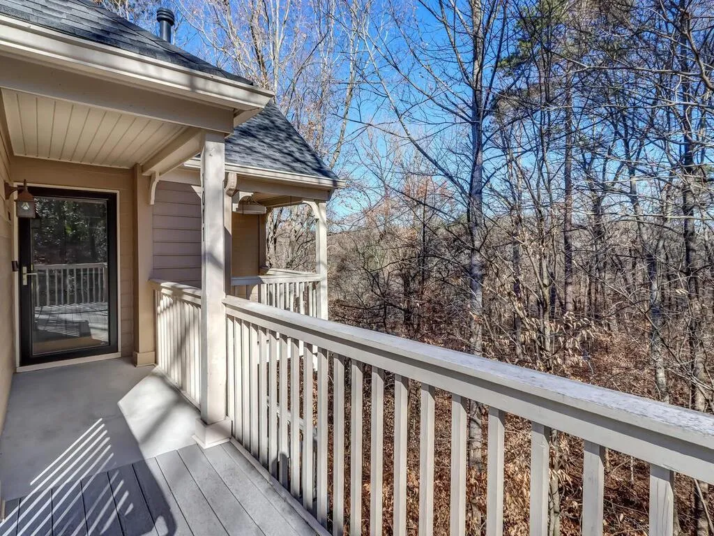 1011 Camden Court Unit 1011, Sandy Springs, Georgia 30327, 2 Bedrooms Bedrooms, ,2 BathroomsBathrooms,Residential,Sold,1011 Camden Court Unit 1011,7001406